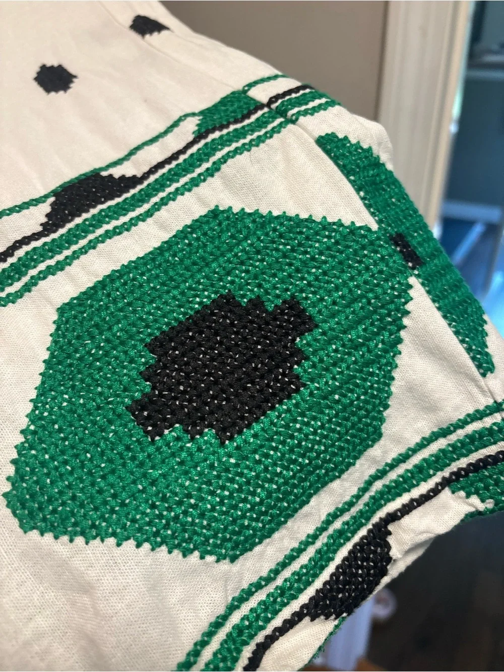Zara Embroidered Linen Blend Cropped Straight Leg Pants White Green Large